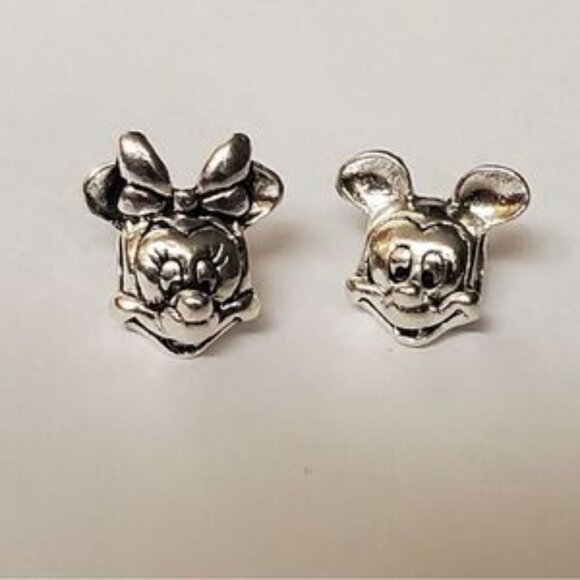 Pandora Disney charm - Picture 2 of 3